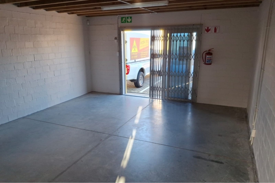 To Let commercial Property for Rent in Fairview Eastern Cape